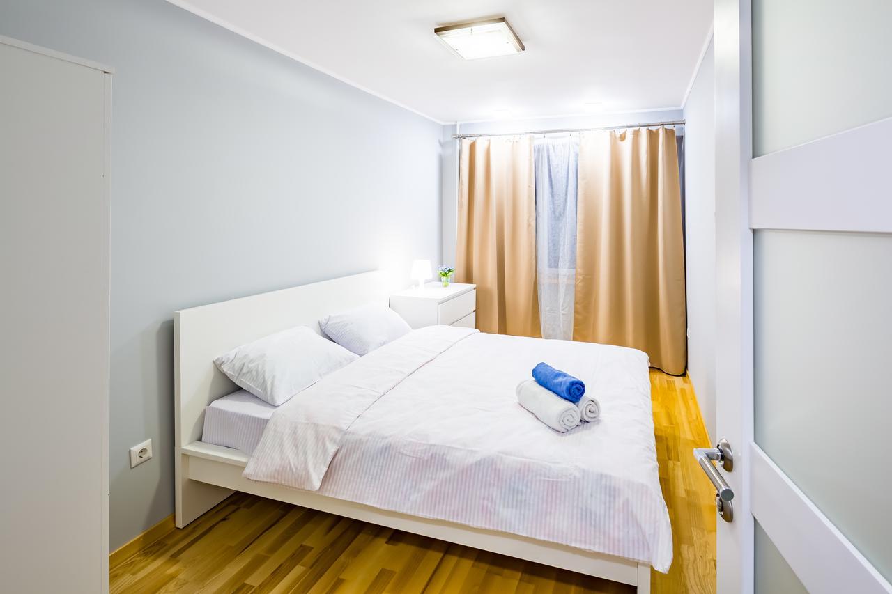 Bv Apartments Svobodu Avenue Lviv Buitenkant foto